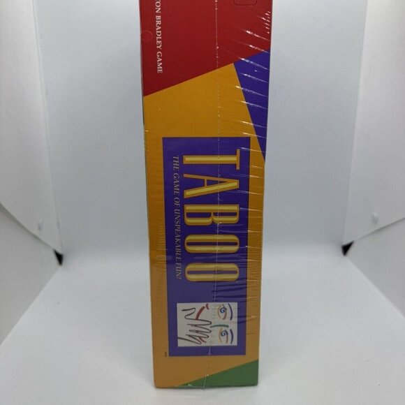 Sealed Vintage 1990 Taboo Game Of Unspeakable Fun Milton Bradley - Picture 3 of 4